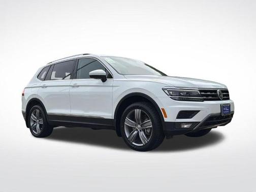Pure White 2019 Volkswagen Tiguan 2.0T SEL PREMIUM