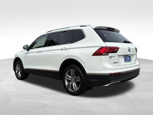 Pure White 2019 Volkswagen Tiguan 2.0T SEL PREMIUM