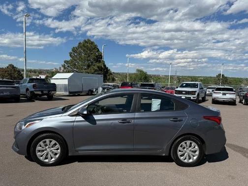 2020 Hyundai Accent SE