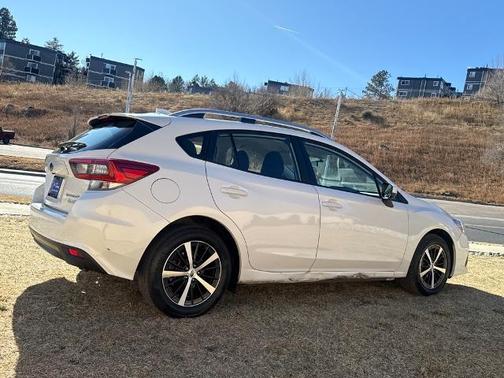 2023 Subaru Impreza PREMIUM