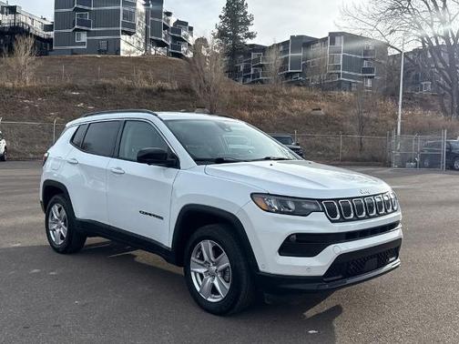 2022 Jeep Compass LATITUDE