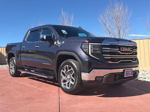 2022 GMC Sierra 1500 SLT