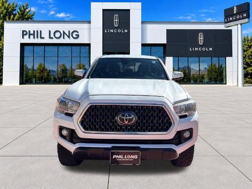 Super White 2019 Toyota Tacoma TRD OFF ROAD
