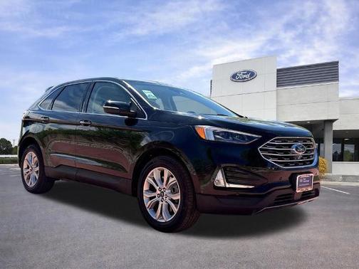 AGATE BLACK METALLIC 2022 Ford Edge TITANIUM