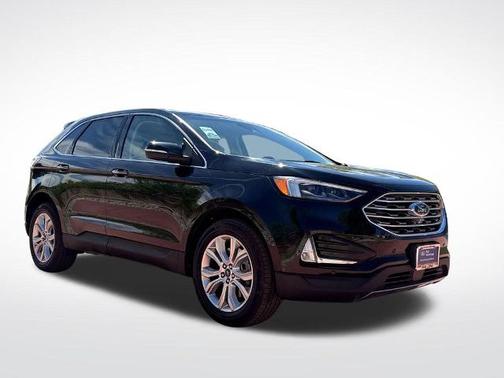 AGATE BLACK METALLIC 2022 Ford Edge TITANIUM