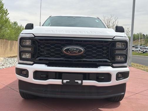 OXFORD WHITE 2026 Ford F-250 XLT