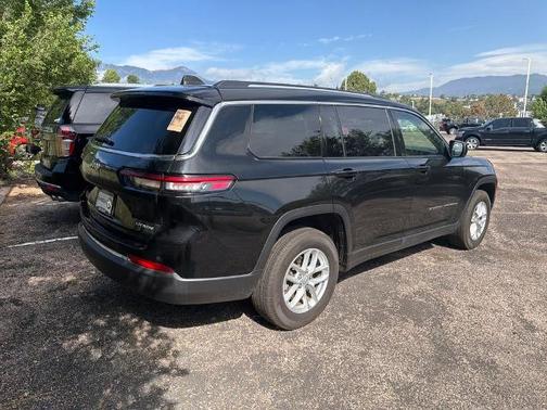 Diamond Black 2023 Jeep Grand Cherokee LAREDO