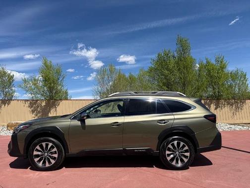 Autumn Green Metallic 2024 Subaru Outback TOURING XT
