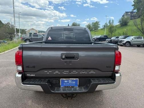 2022 Toyota Tacoma SR5
