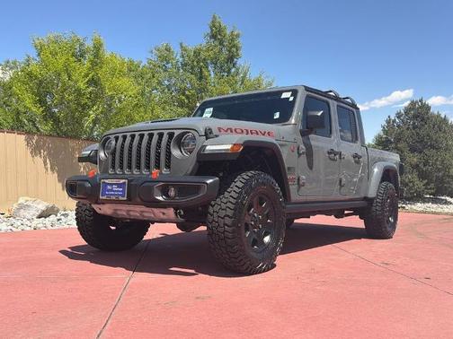 Sting Gray Clearcoat 2021 Jeep Gladiator MOJAVE