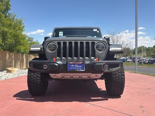 Sting Gray Clearcoat 2021 Jeep Gladiator MOJAVE