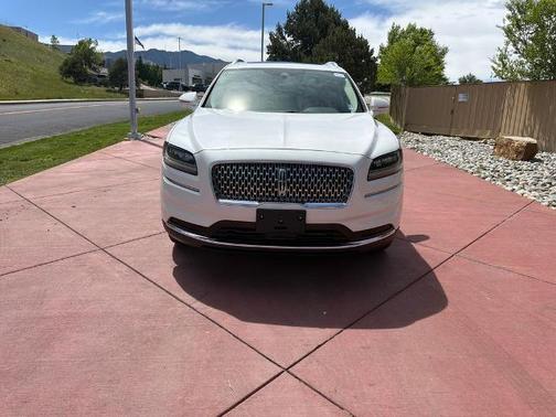 PRISTINE WHITE MET 3C 2023 Lincoln Nautilus RESERVE
