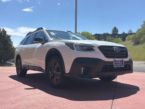 Crystal White Pearl 2021 Subaru Outback ONYX EDITION XT
