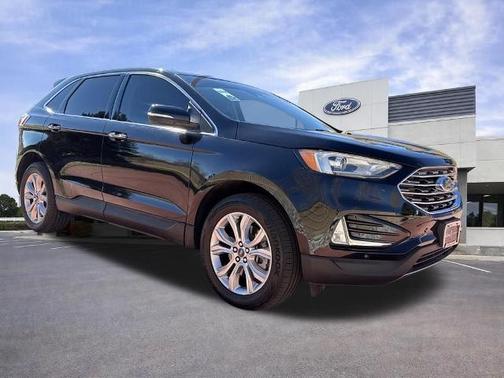 AGATE BLACK METALLIC 2024 Ford Edge TITANIUM
