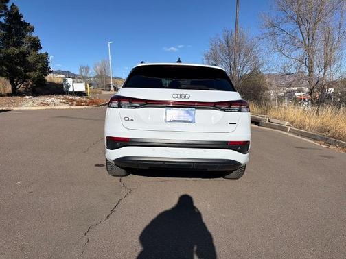 2022 Audi Q4 e-tron 50 PREMIUM