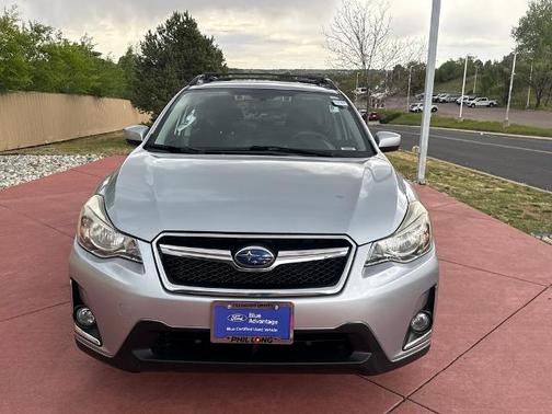 Ice Silver Metallic 2017 Subaru Crosstrek 2.0I PREMIUM