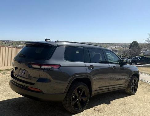 2021 Jeep Grand Cherokee L LAREDO