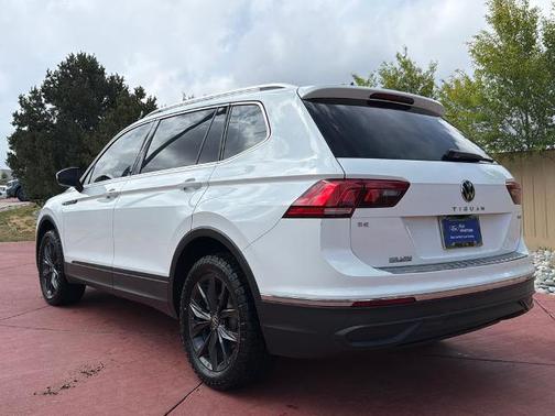 Pure White 2022 Volkswagen Tiguan 2.0T SE
