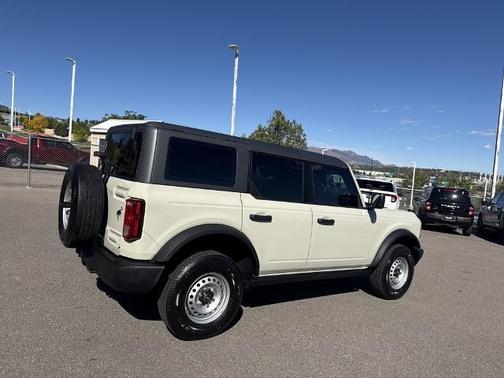 2025 Ford Bronco BASE