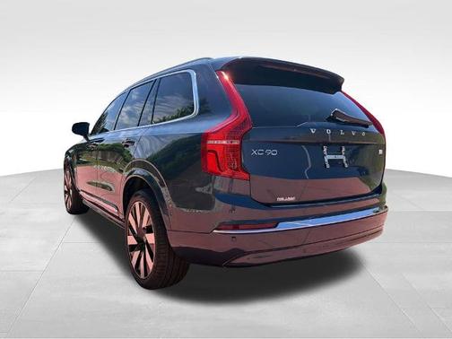 Denim Blue Metallic 2023 Volvo XC90 T8 ULTIMATE BRIGHT THEME 7-SEATER