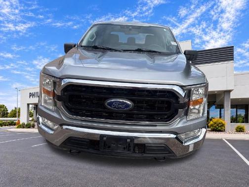 ICONIC SILVER METALLIC 2022 Ford F-150 XLT