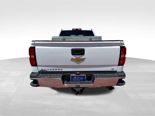 White 2018 Chevrolet Silverado 2500 LT