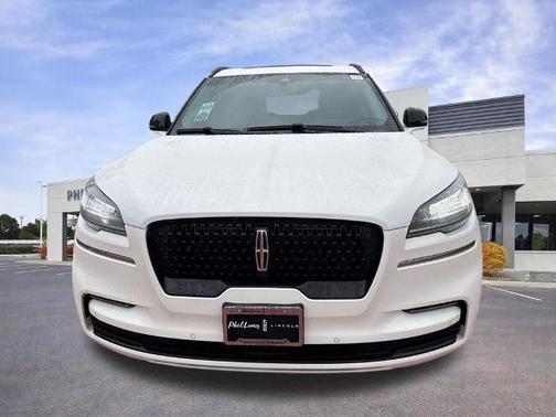 PRISTINE WHITE MET 3C 2024 Lincoln Aviator RESERVE