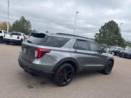 2023 Ford Explorer ST