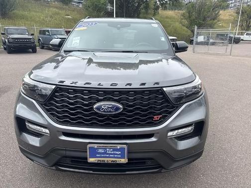 2023 Ford Explorer ST