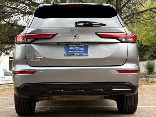 2022 Mitsubishi Outlander BLACK EDITION