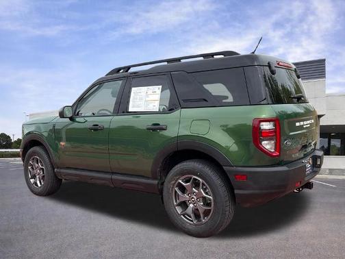 ERUPTION GREEN METALLIC 2024 Ford Bronco Sport BADLANDS