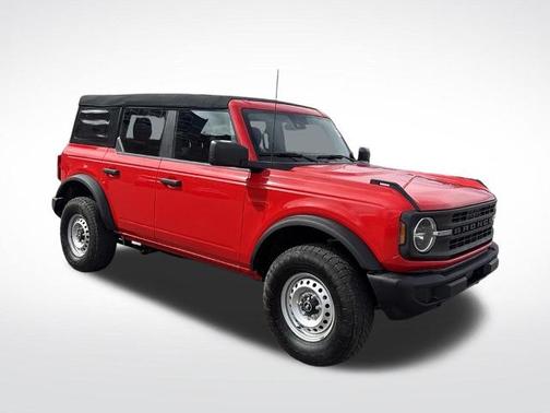 RACE RED 2023 Ford Bronco BASE
