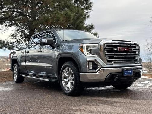 2021 GMC Sierra 1500 SLT