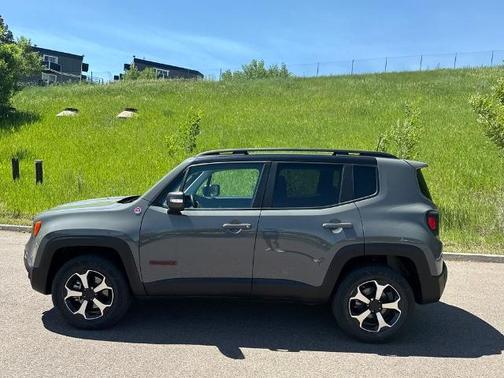 2021 Jeep Renegade TRAILHAWK