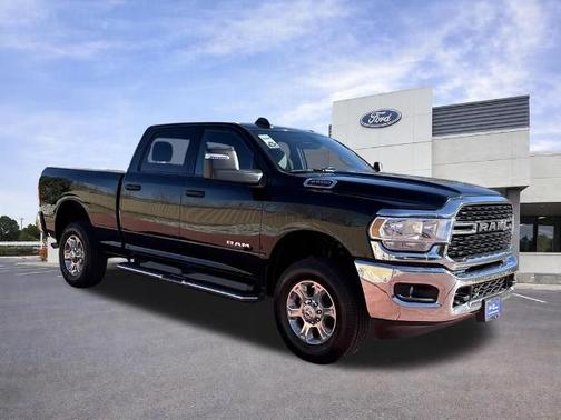 Diamond Black 2024 RAM 2500 BIG HORN