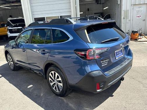 Abyss Blue Pearl 2022 Subaru Outback PREMIUM