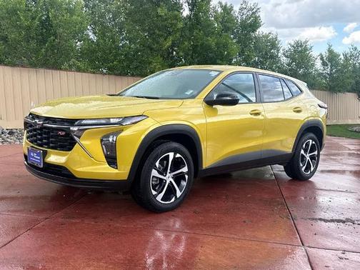 Nitro Yellow 2024 Chevrolet Trax 1RS