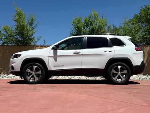 2022 Jeep Cherokee LIMITED
