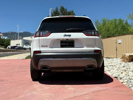 2022 Jeep Cherokee LIMITED