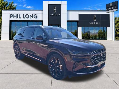 DIAMOND RED MET CC 2024 Lincoln Nautilus RESERVE