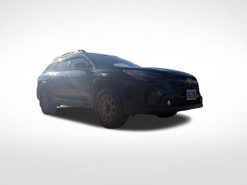 Crystal Black Silica 2025 Subaru Outback PREMIUM
