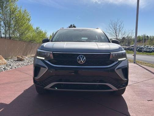 Pyrite Silver Metallic 2024 Volkswagen Taos 1.5T S