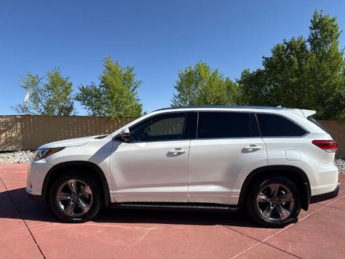 Blizzard Pearl 2018 Toyota Highlander LIMITED PLATINUM