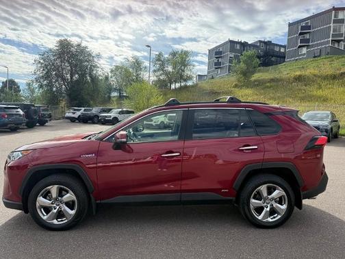 2020 Toyota RAV4 LIMITED