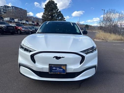 2024 Ford Mustang Mach-E PREMIUM