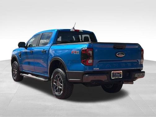 VELOCITY BLUE METALLIC 2024 Ford Ranger XLT