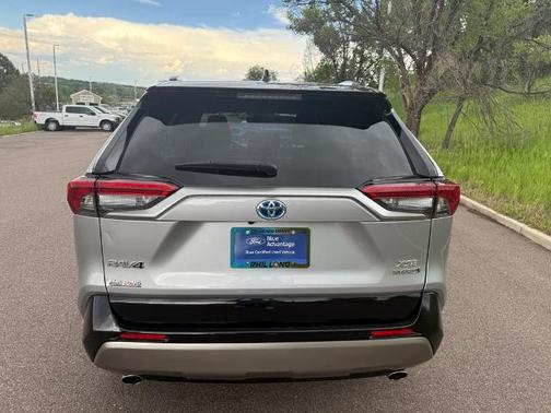 2022 Toyota RAV4 XSE