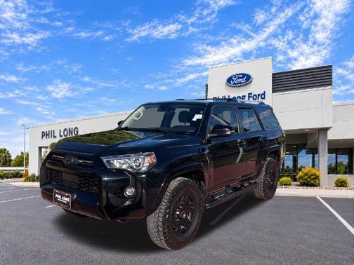 Black 2022 Toyota 4Runner SR5 PREMIUM