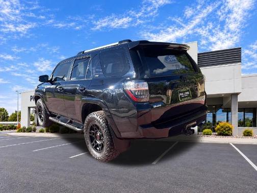 Black 2022 Toyota 4Runner SR5 PREMIUM