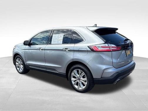 ICONIC SILVER 2023 Ford Edge TITANIUM